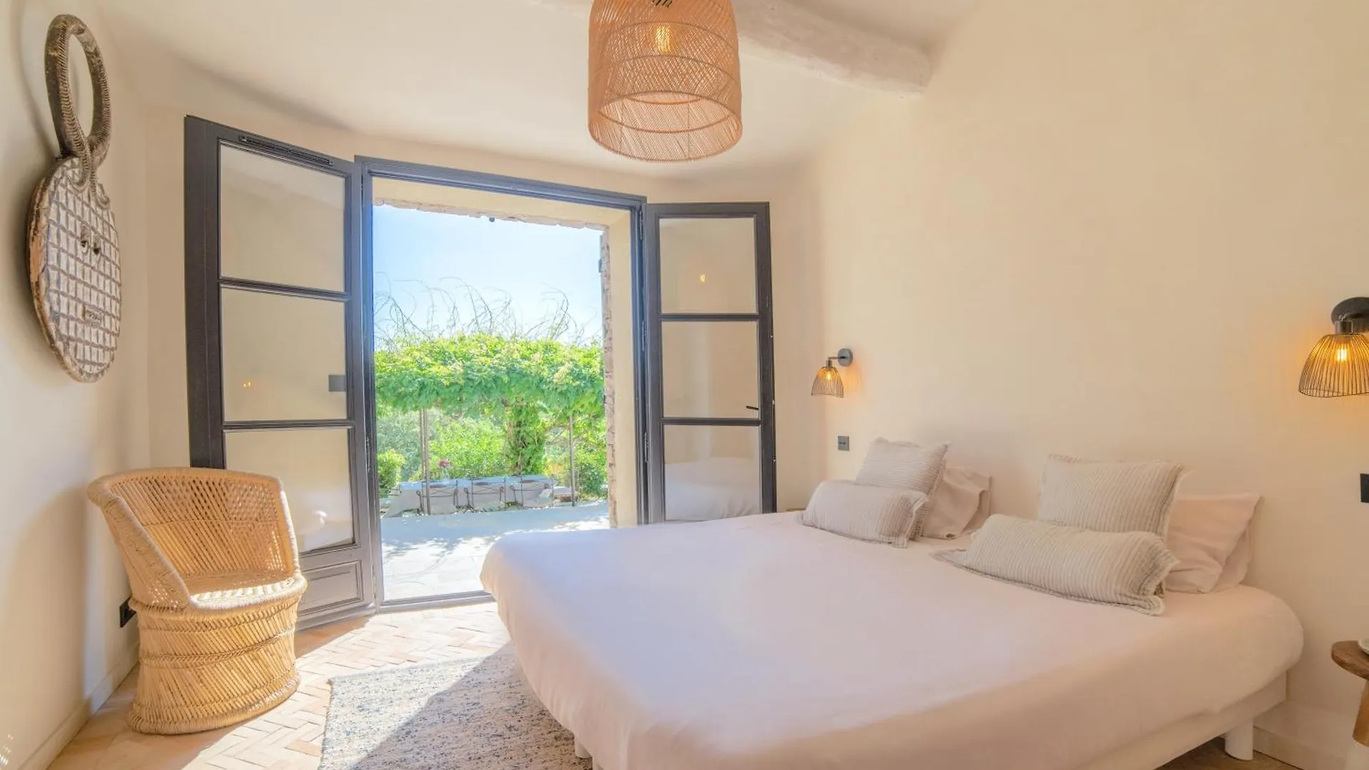 Fcd04 Luxury Villa On Private Domain With Pool And Tennis Grimaud