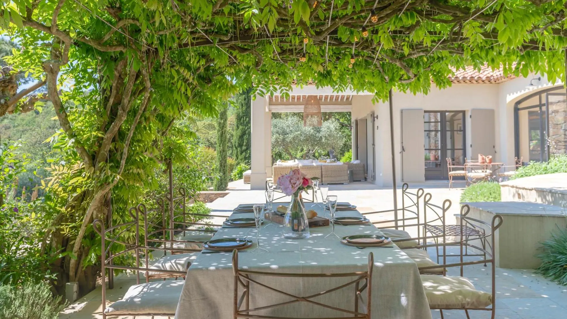 Fcd04 Luxury Villa On Private Domain With Pool And Tennis Grimaud France