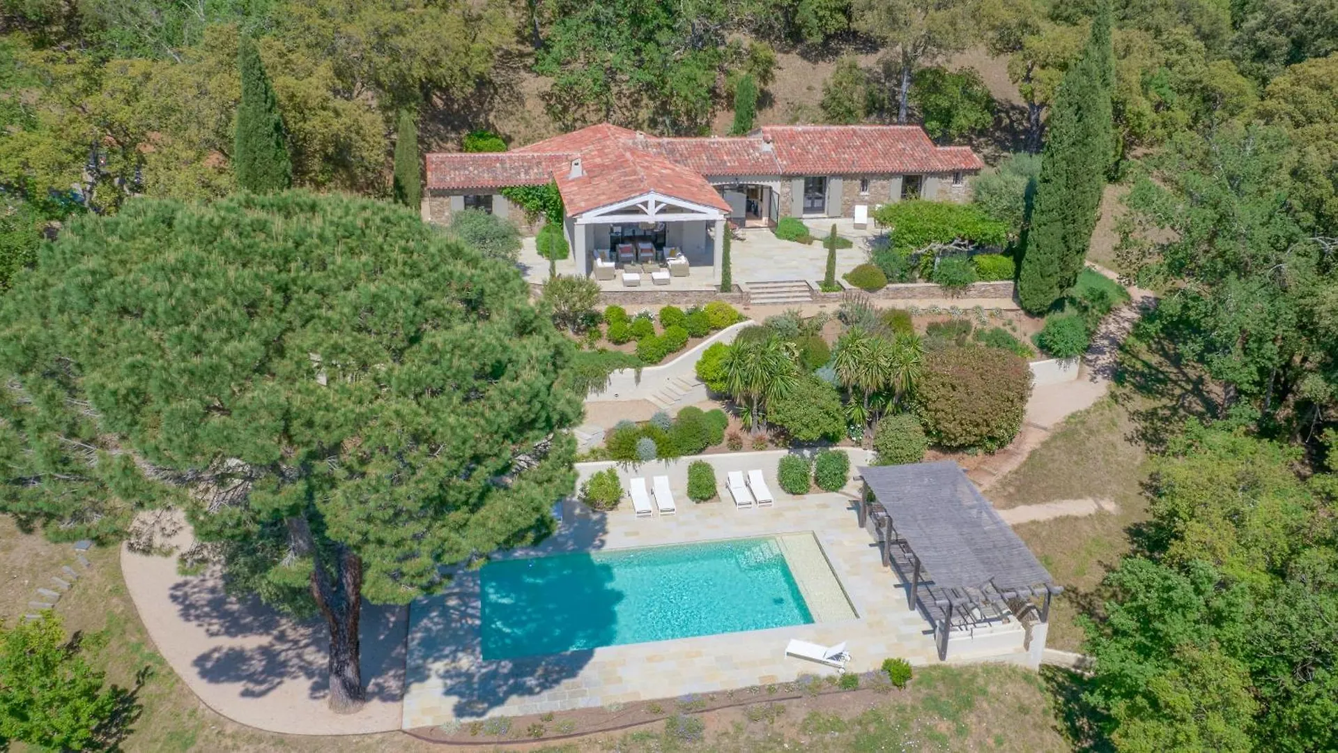 Fcd04 Luxury Villa On Private Domain With Pool And Tennis Grimaud