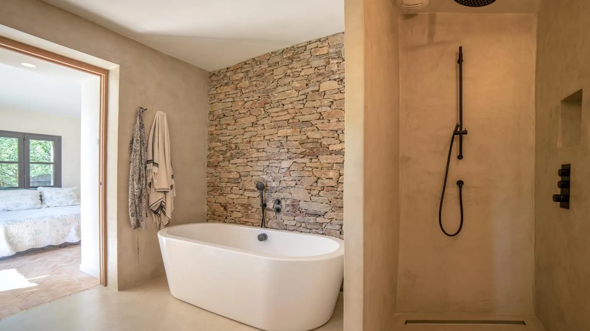 Fcd04 Luxury Villa On Private Domain With Pool And Tennis Grimaud 0*,  France